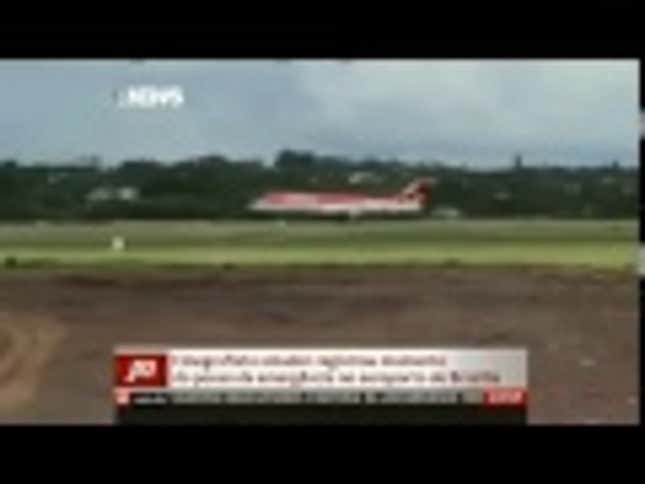 Watch This Pilot Make An Emergency Landing On Back Wheels Only