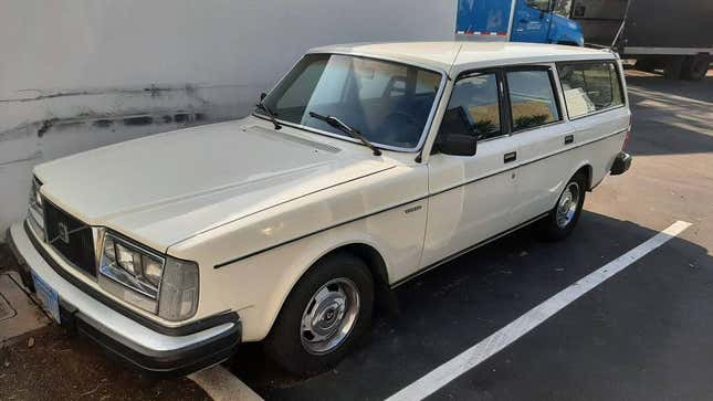 NPOND Craigslist Volvo 245 DL