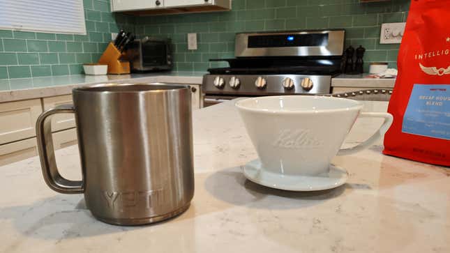 Image for article titled The Combo of Easy Coffee Gear That Finally Got Me Hooked