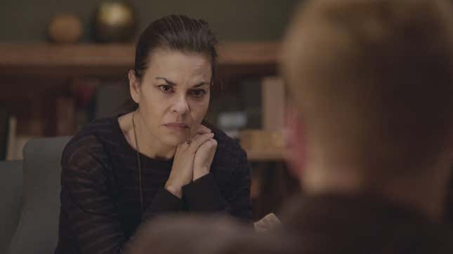 Image for article titled Couples Therapy's Dr. Orna Guralnik on Season 2, Surviving a Pandemic, and Her Savior Complex