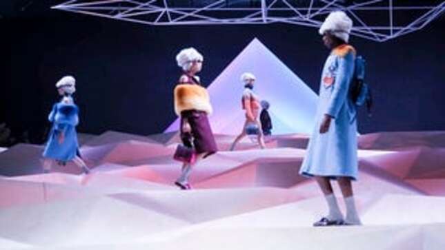 Watch This Video of the First Fashion Show in Years I'm Really Sad I Missed