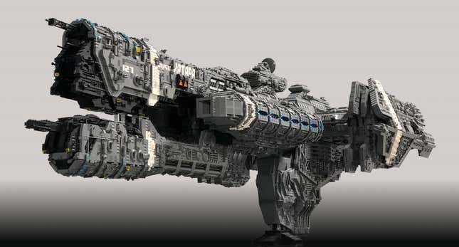 Image for article titled Halo Fan Builds 25,000-Brick Frigate Out Of LEGO