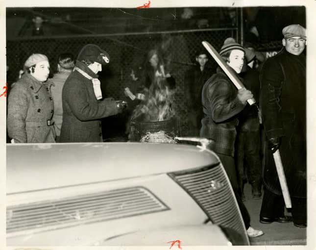 Women’s Emergency Brigade preparing to walk the picket line.