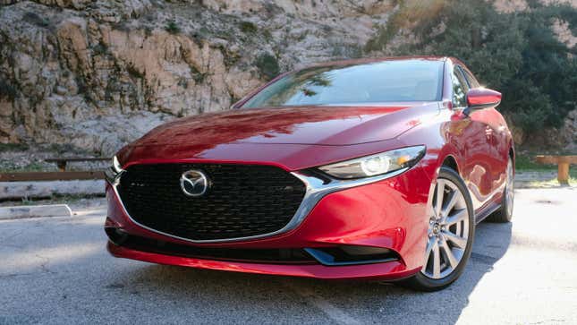 Image for article titled I'm Stuck In My Car Over 10 Hours A Week, I Want Something That Doesn't Suck! What Should I Buy?