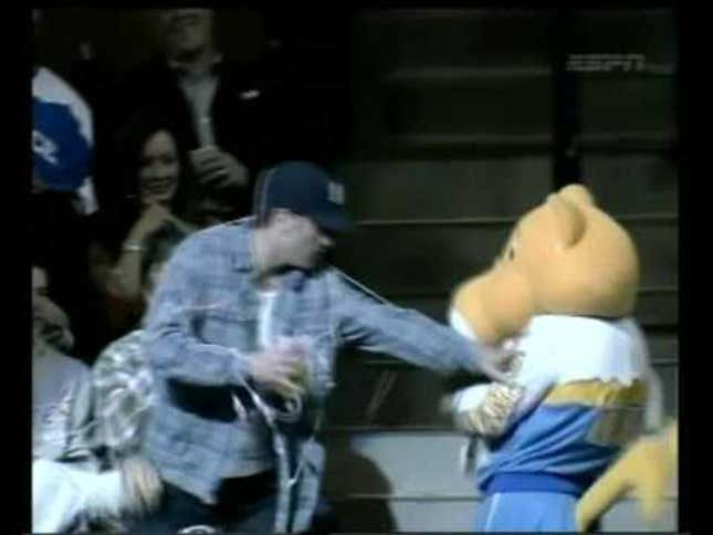 Grizzlies Fan Becomes Victim Of Apocalyptic Silly String Ambush