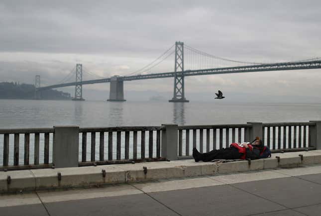 Image for article titled Oakland Mothers Who Were Arrested for Squatting Released From Jail