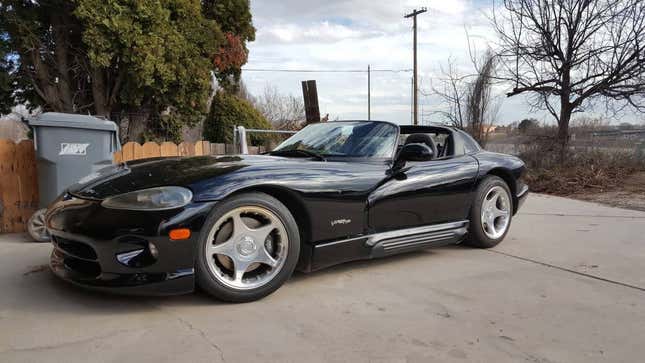 Image for article titled At $18,100, Could This Lemon-Law 1993 Dodge Viper be a Totally Sweet Deal?