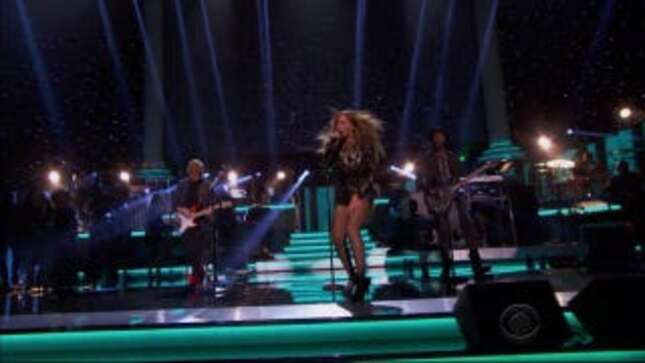 Beyoncé Brings the House Down at Stevie Wonder Tribute Concert
