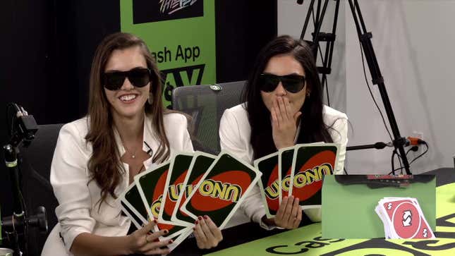 Image for article titled Fans Criticize Poor Timing Of In-Person Twitch Star Uno Tournament