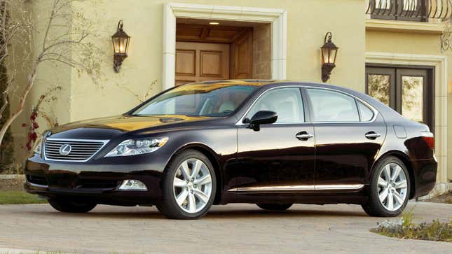 Photo: Lexus