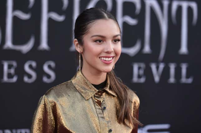 Image for article titled Tragically, 'Drivers License' Singer Olivia Rodrigo Has Gotten a Parking Ticket