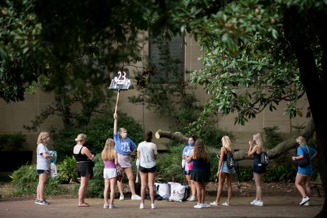 Image for article titled Send Us Your Wildest Pandemic Greek Life Stories