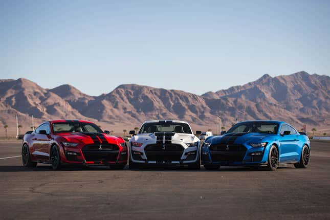 The 2020 Ford Mustang Shelby GT500 Is A Preposterous 760-HP Daily ...