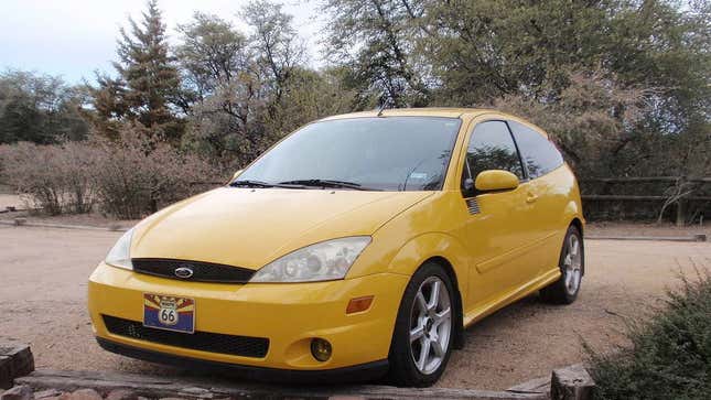 Image for article titled At $3,300, Could This 2003 Ford Focus SVT Be a Hot Hatch That’s a ‘Natch?