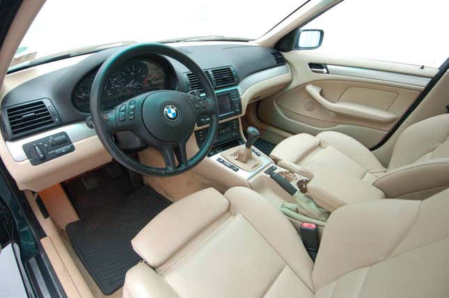 Image for article titled At $4,900, Could This 2003 BMW 325Xi In BRG Be A BFD?