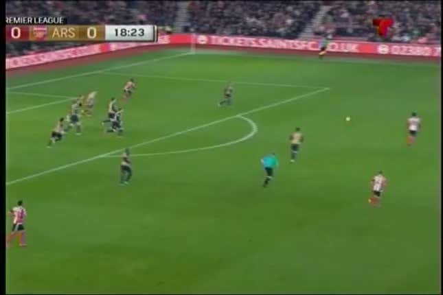 Cuco Martina Stuns Arsenal With Blistering Strike