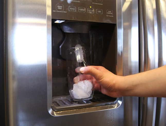 Image for article titled Ice Machine Reaches Deep Within Itself To Give Man One More Cube