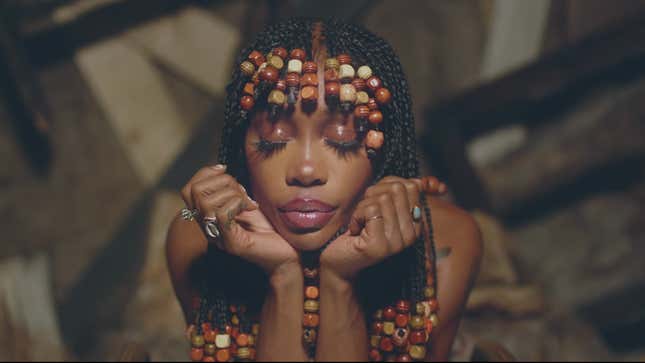Image for article titled SZA Is Ready to Become the Voice of Sad Horny Girl Pandemic Fall