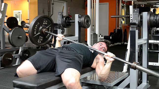 Everything You Need to Know to Master the Bench Press Safely