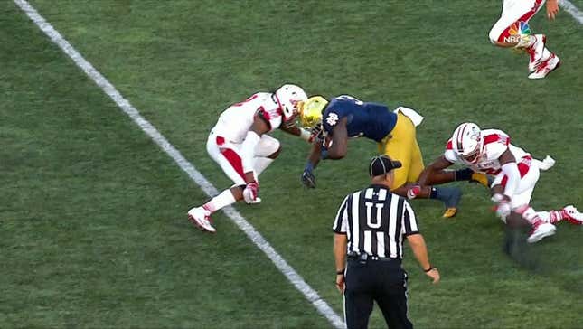 Notre Dame's Tony Jones Dazed By Hit To Head That Ruined Helmet