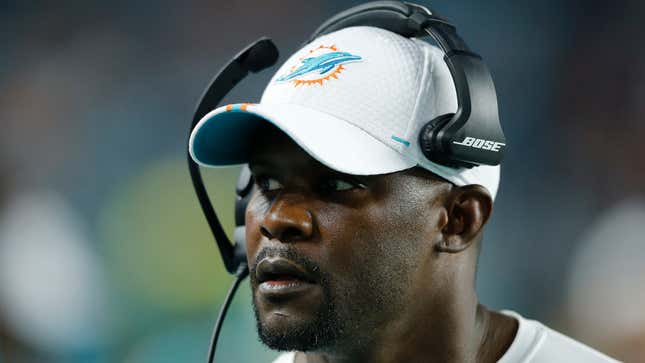 Brian Flores Encourages Kenny Stills To Keep Stephen Ross Criticisms Private, Like A Real Company Man