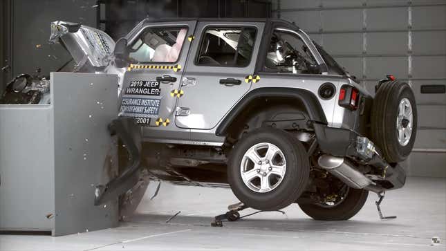 Jeep Claims Wrangler Tip-Over Crash Test Doesn't Reflect Real-World ...