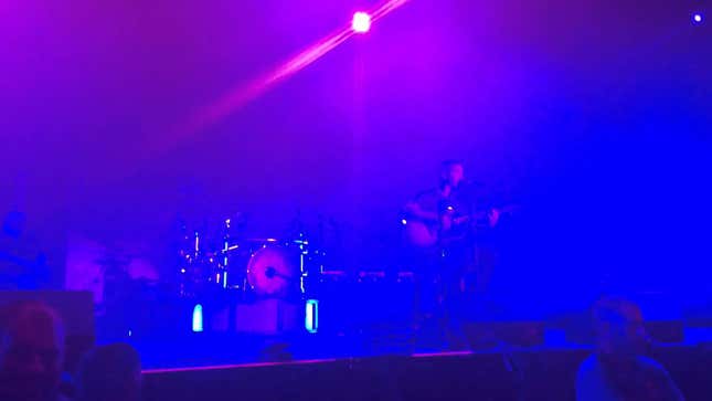 Godsmack Vocalist Taunts Seahawks Fans At Washington Show