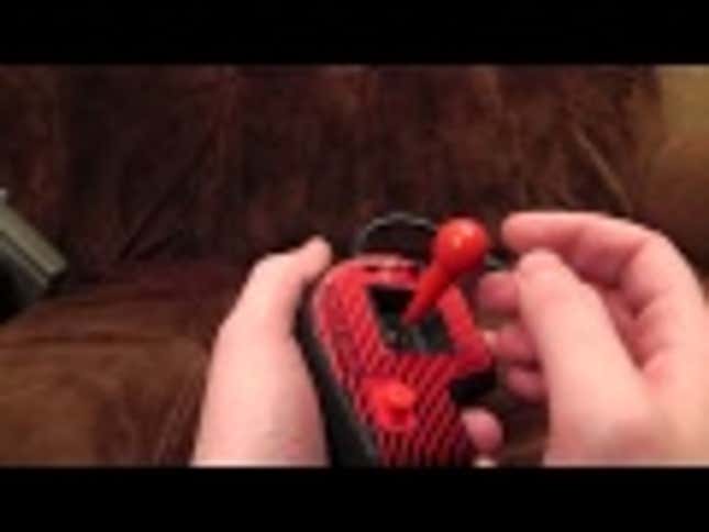 "Massively Uncomfortable" Sega Mega Drive <em>Alien 3</em> Joystick