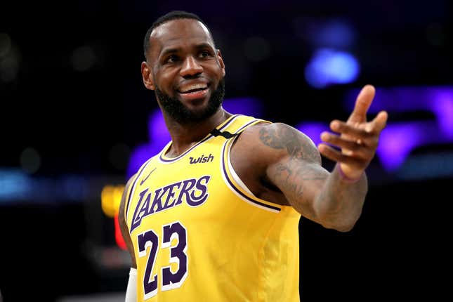 Image for article titled Now That Kelly Loeffler Has Lost Her Senate Seat, LeBron James Would Love Nothing More Than for Her to Lose Her Ownership Stake in the WNBA, Too