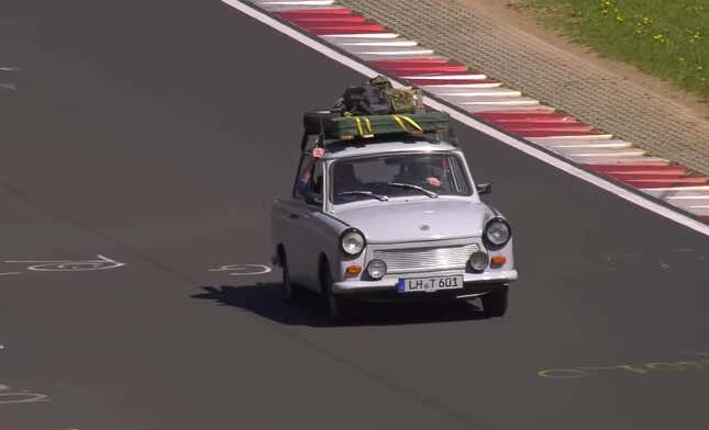 Image for article titled This Is What Makes the Nürburgring Amazing