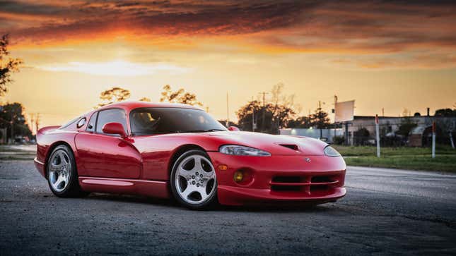 Image for article titled Your Ridiculously Awesome Dodge Viper Wallpaper Is Here