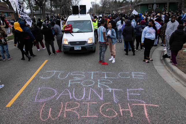 Image for article titled Kim Potter, the Officer Who Fatally Shot Daunte Wright, and the Brooklyn Center Police Chief Have Both Resigned