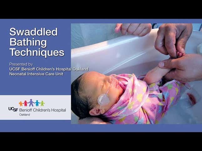 Here's a Better Way to Bathe Your Newborn