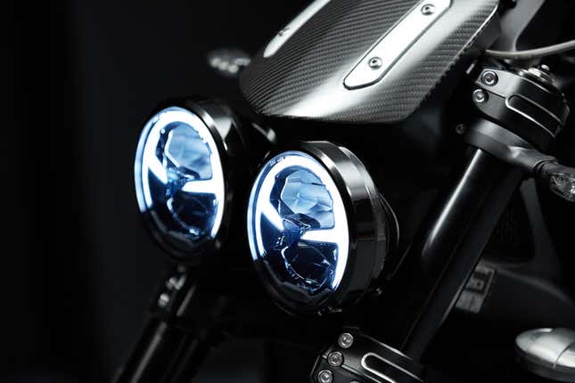 Image for article titled Triumph Proves That Bigger Is Better With Limited Production 2.5-liter Rocket 3 TFC