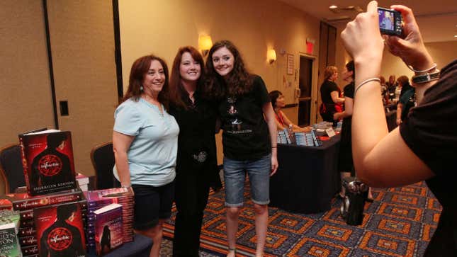 Image for article titled The Sad, Murky Story of Paranormal Romance Writer Sherrilyn Kenyon