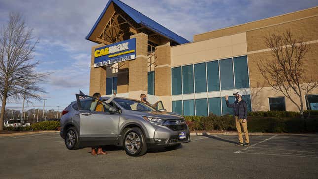 Image for article titled Carmax Will Offer 24-Hour Test Drives And A 30-Day Return Policy