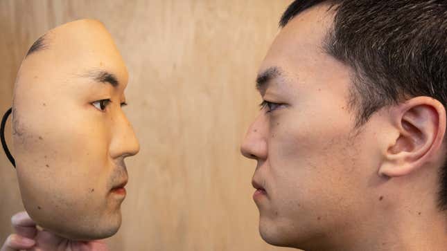 Image for article titled This Is Not a Sci-Fi Movie: This Guy Makes 3D-Printed Hyper-Realistic Masks Using Real Faces