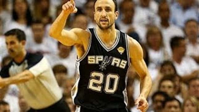 Basketball Doesn't Get Much Prettier Than This Spurs Possession