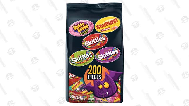 Halloween Candy, 200 Fun-Size Pieces | $12 | Amazon | Clip the $1 coupon