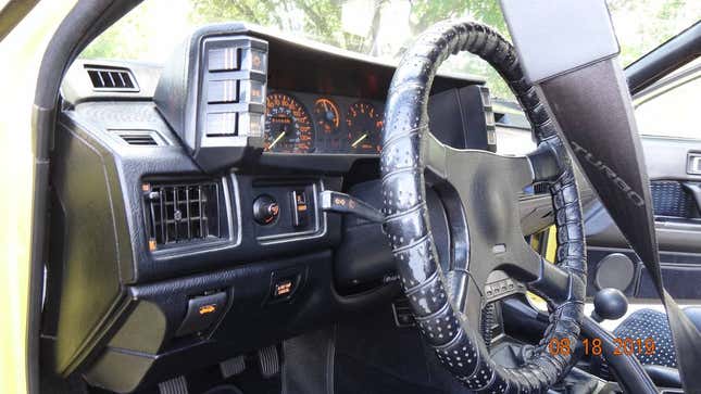 Image for article titled At $11,500, Is This 1989 Chrysler Conquest TSi A Car You Could See Yourself Occupying?