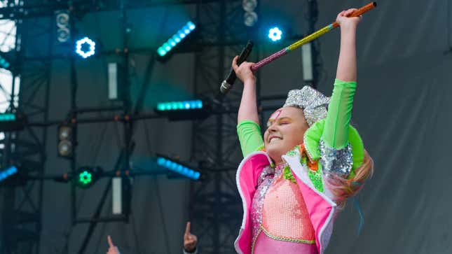 JoJo Siwa's Girlfriend (!!!) Encouraged Her to Come Out