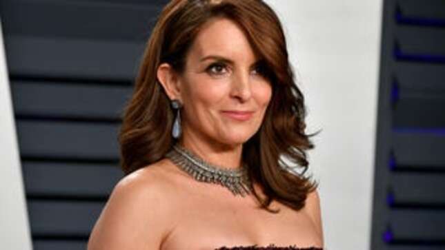 Tina Fey Promises a Politics-Free, Smooth-Brained Golden Globes