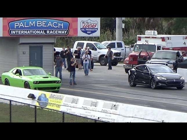 Hellcat Driver Gets His Ass Handed To Him By Tesla At Drag Strip