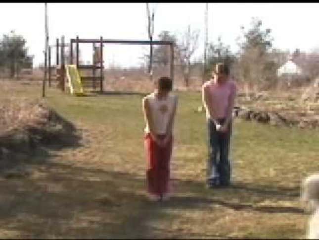 Teach Kids to 'Be a Tree' When an Unknown Dog Comes Near Them
