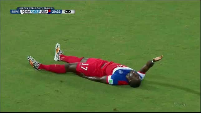 Jozy Altidore Stretchered Off With Apparent Hamstring Injury