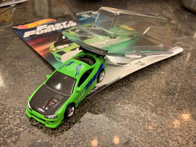 Image for article titled Hot Wheels Premium Toys Are More Fun The Closer You Look