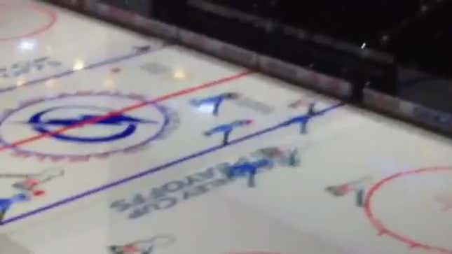 Nintendo-Inspired "Bolts Of Steel" 3-D Projection Game Is Outstanding