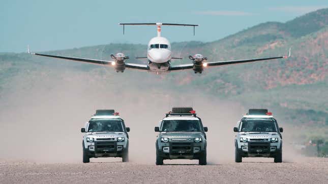 Image for article titled This Land Rover Defender In Africa Video Is Jaw-Droppingly Gorgeous