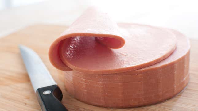 Image for article titled Bologna sandwich fight ends in third-degree assault charges