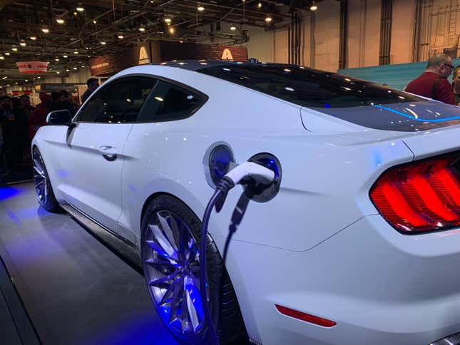 Image for article titled Here Is Everything Awesome I Could Find At SEMA This Year